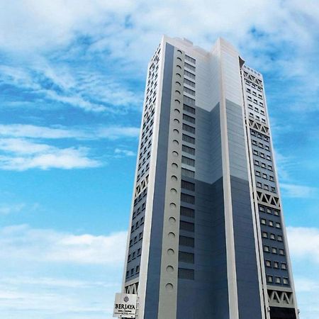 Berjaya Makati Hotel Makati City Extérieur photo