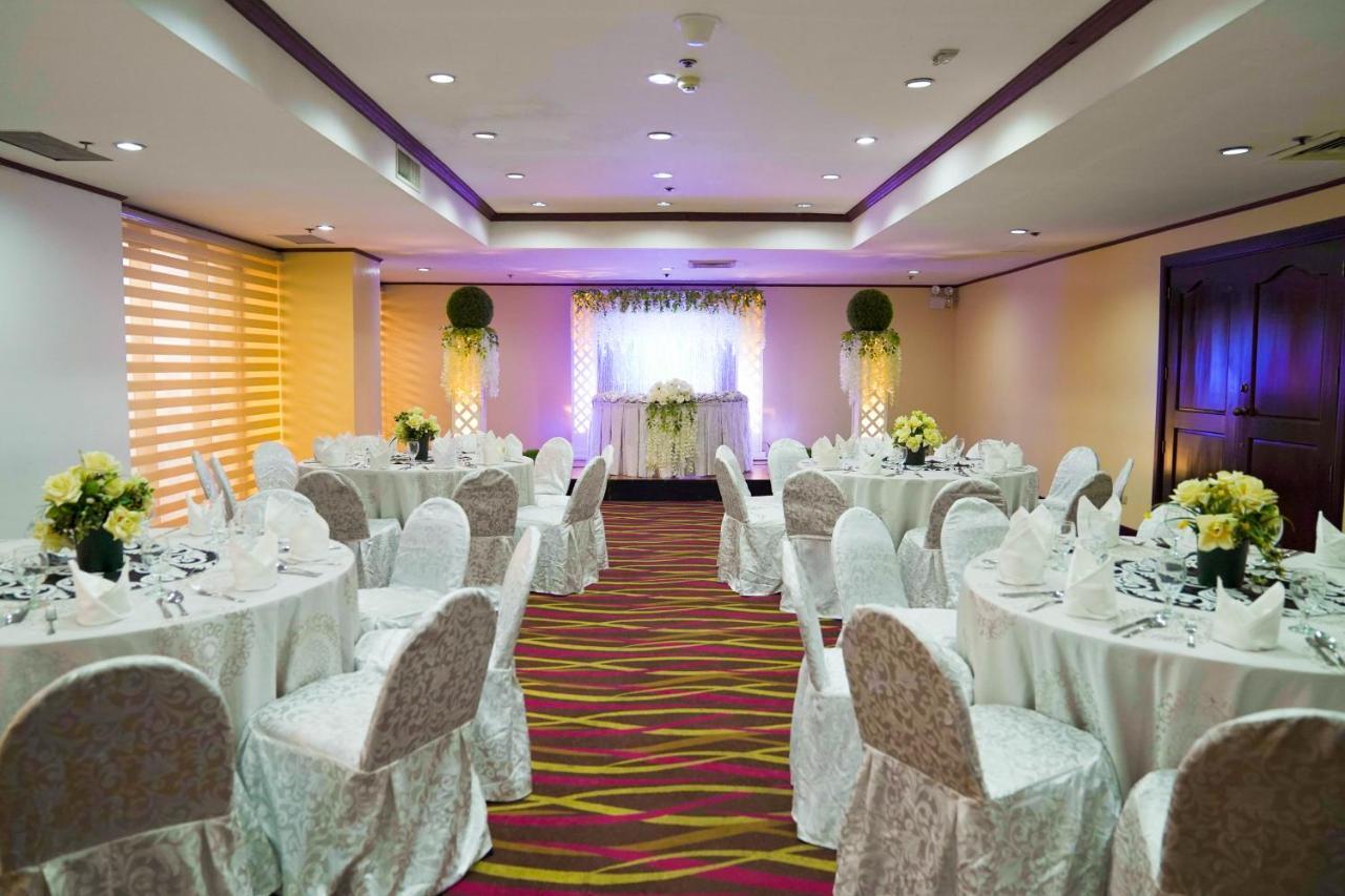 Berjaya Makati Hotel Makati City Extérieur photo