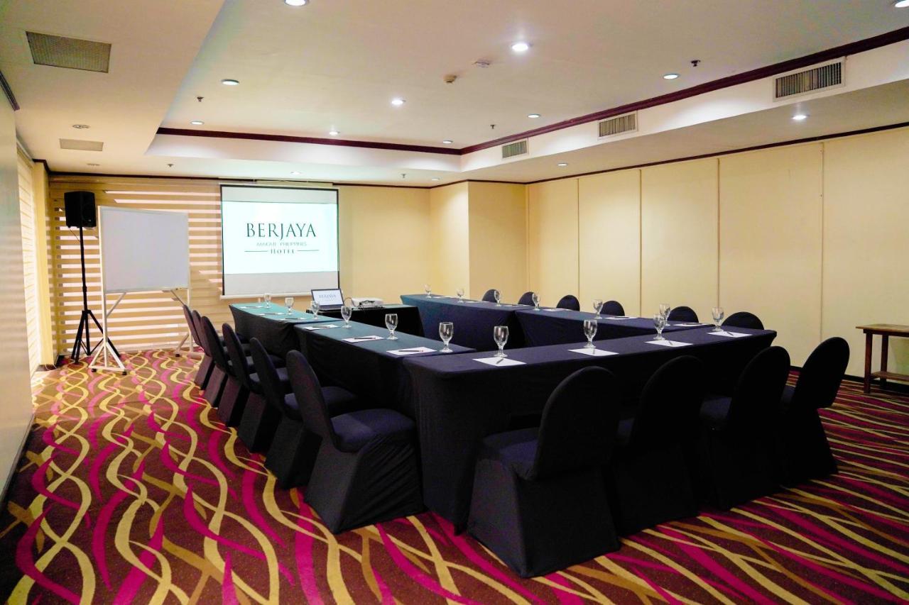Berjaya Makati Hotel Makati City Extérieur photo