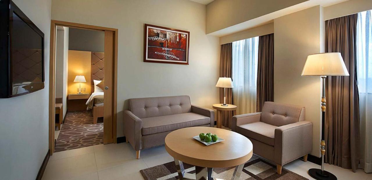 Berjaya Makati Hotel Makati City Extérieur photo