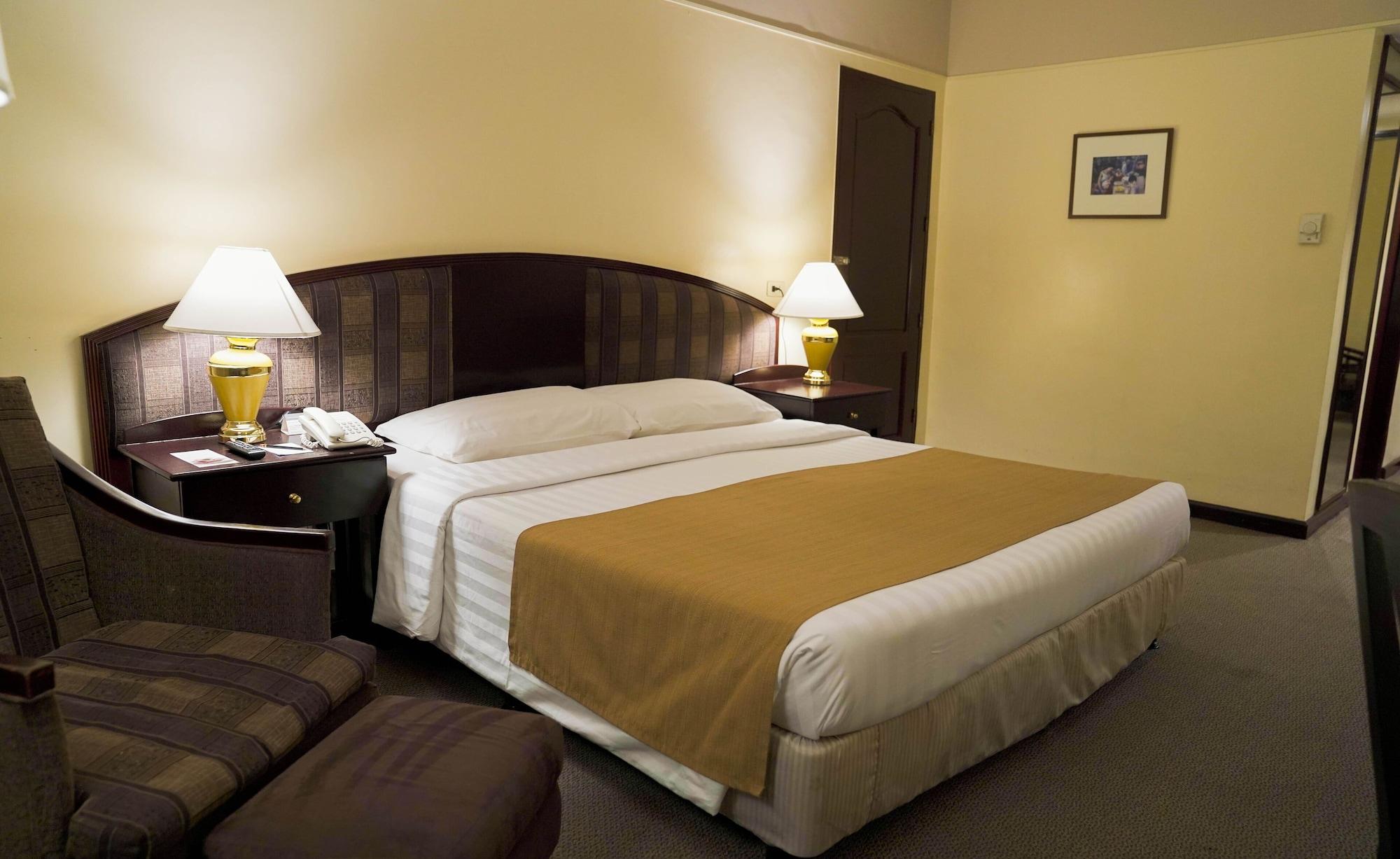 Berjaya Makati Hotel Makati City Extérieur photo