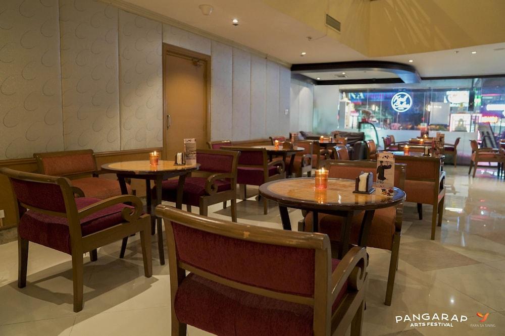 Berjaya Makati Hotel Makati City Extérieur photo