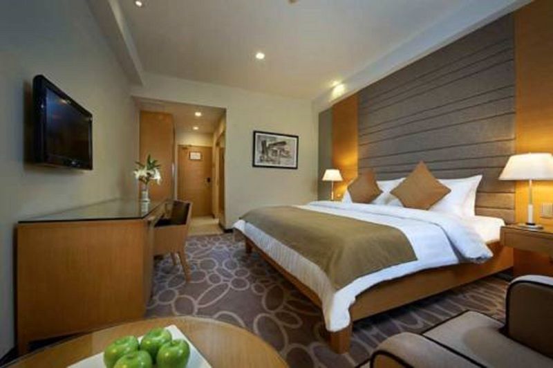 Berjaya Makati Hotel Makati City Extérieur photo
