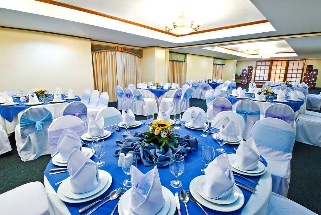 Berjaya Makati Hotel Makati City Extérieur photo