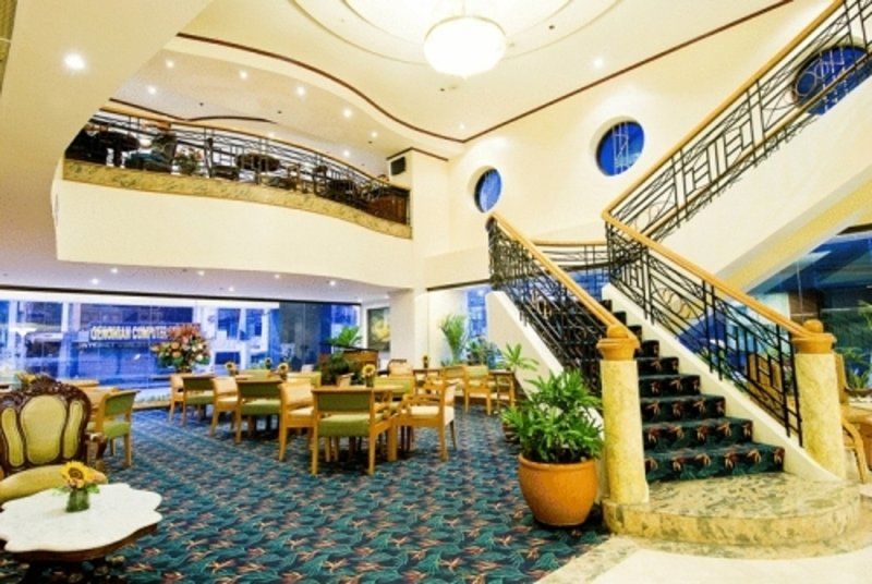 Berjaya Makati Hotel Makati City Extérieur photo